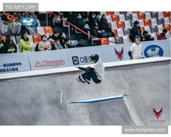 广州滑板队与杭州滑板队赛后复盘团队协作的成功与不足分析