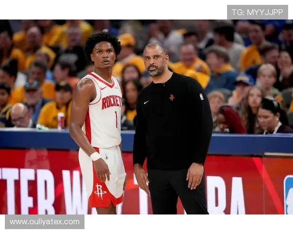 2018年NBA火箭队与奇才队对决回顾精彩瞬间与战术分析 2018年NBA火箭队与奇才队对决回顾精彩瞬间与战术分析