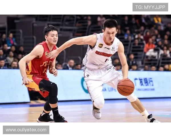 天津队与恒大队激战正酣比分揭晓引发球迷热议