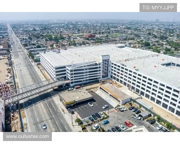 快船新球馆即将揭幕2025年正式告别斯台普斯中心的辉煌历史 快船新球馆即将揭幕2025年正式告别斯台普斯中心的辉煌历史