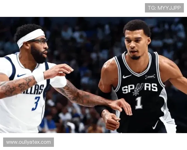 文班亚马法国队首秀狂砍27分震撼意大利吸引NBA球探密切关注