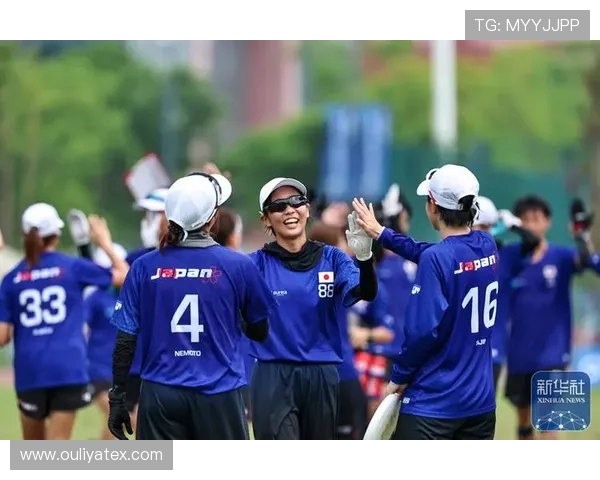 飞盘战术解析：上海飞盘队如何利用边路渗透撕裂防线